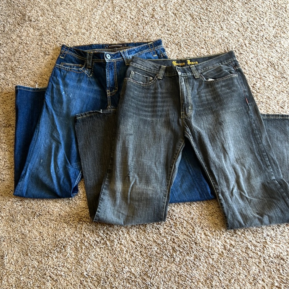 Lot of 4 men’s jeans 33x32 like new